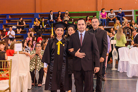 Borla Amarilla -Acto de graduación